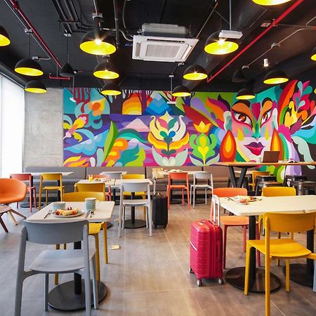 Ibis Budget Bogota Marly Exteriör bild