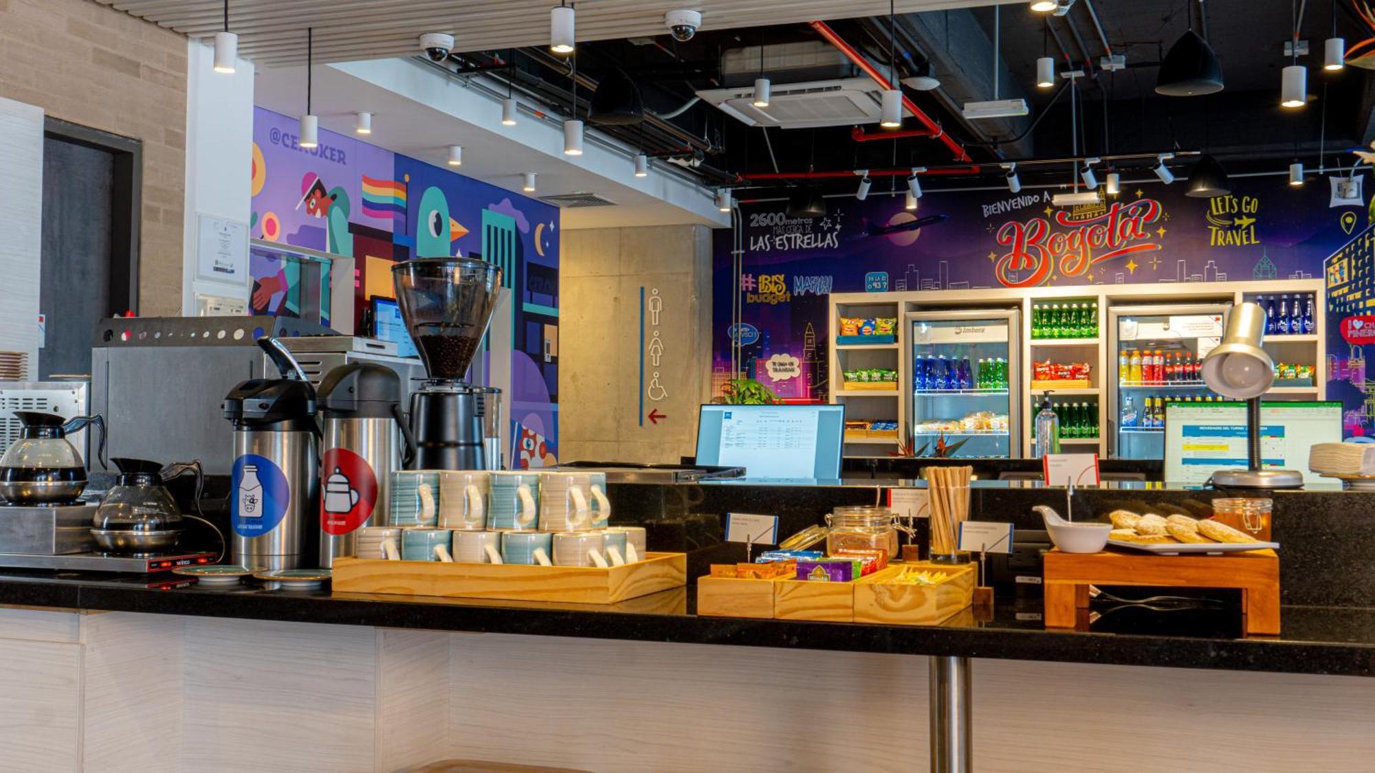 Ibis Budget Bogota Marly Exteriör bild